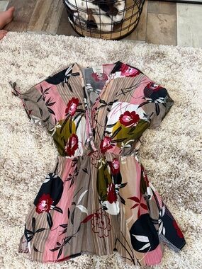 Floral V-Neck Tie-Waist wrap dress Babydoll Top - Pink, Olive, Black